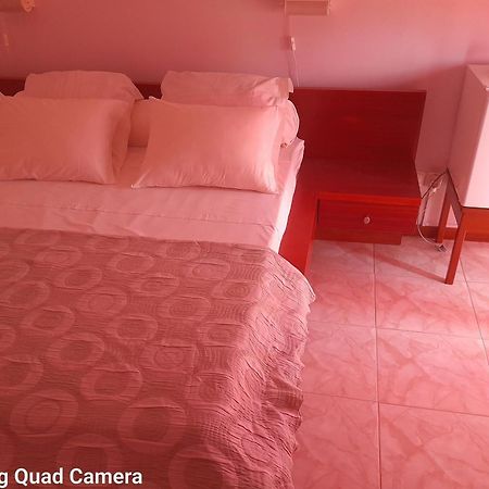Bed and Breakfast Yria Residencial Porto Novo Pokoj fotografie