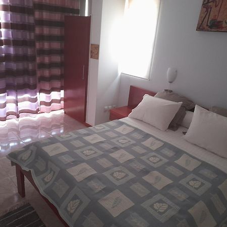 Bed and Breakfast Yria Residencial Porto Novo Pokoj fotografie