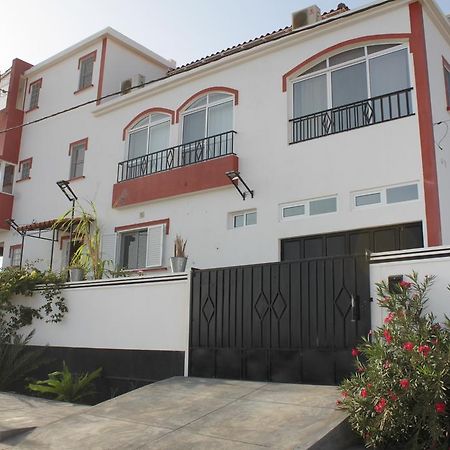 Bed and Breakfast Yria Residencial Porto Novo Exteriér fotografie