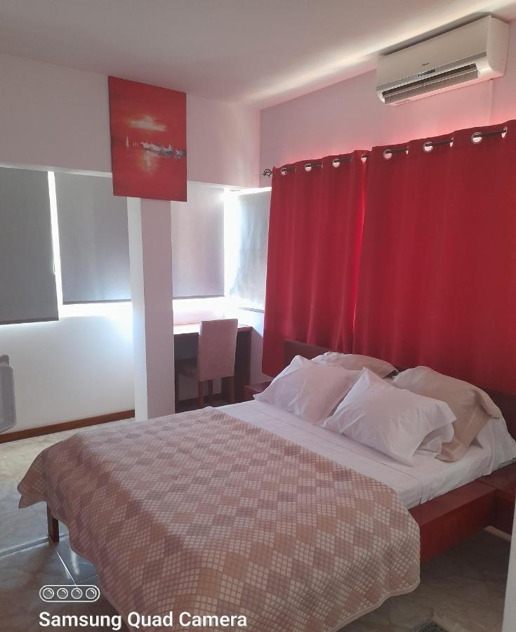 Bed and Breakfast Yria Residencial Porto Novo Pokoj fotografie