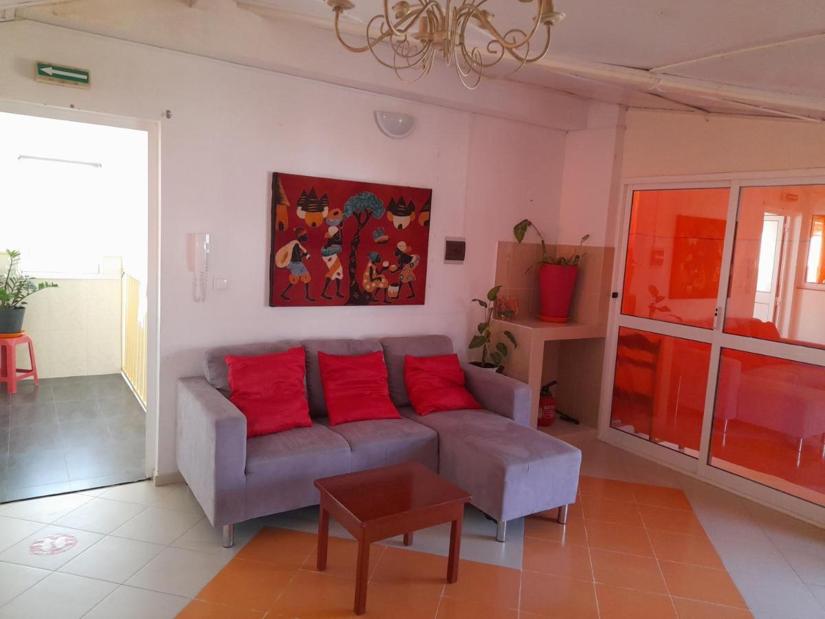Bed and Breakfast Yria Residencial Porto Novo Exteriér fotografie