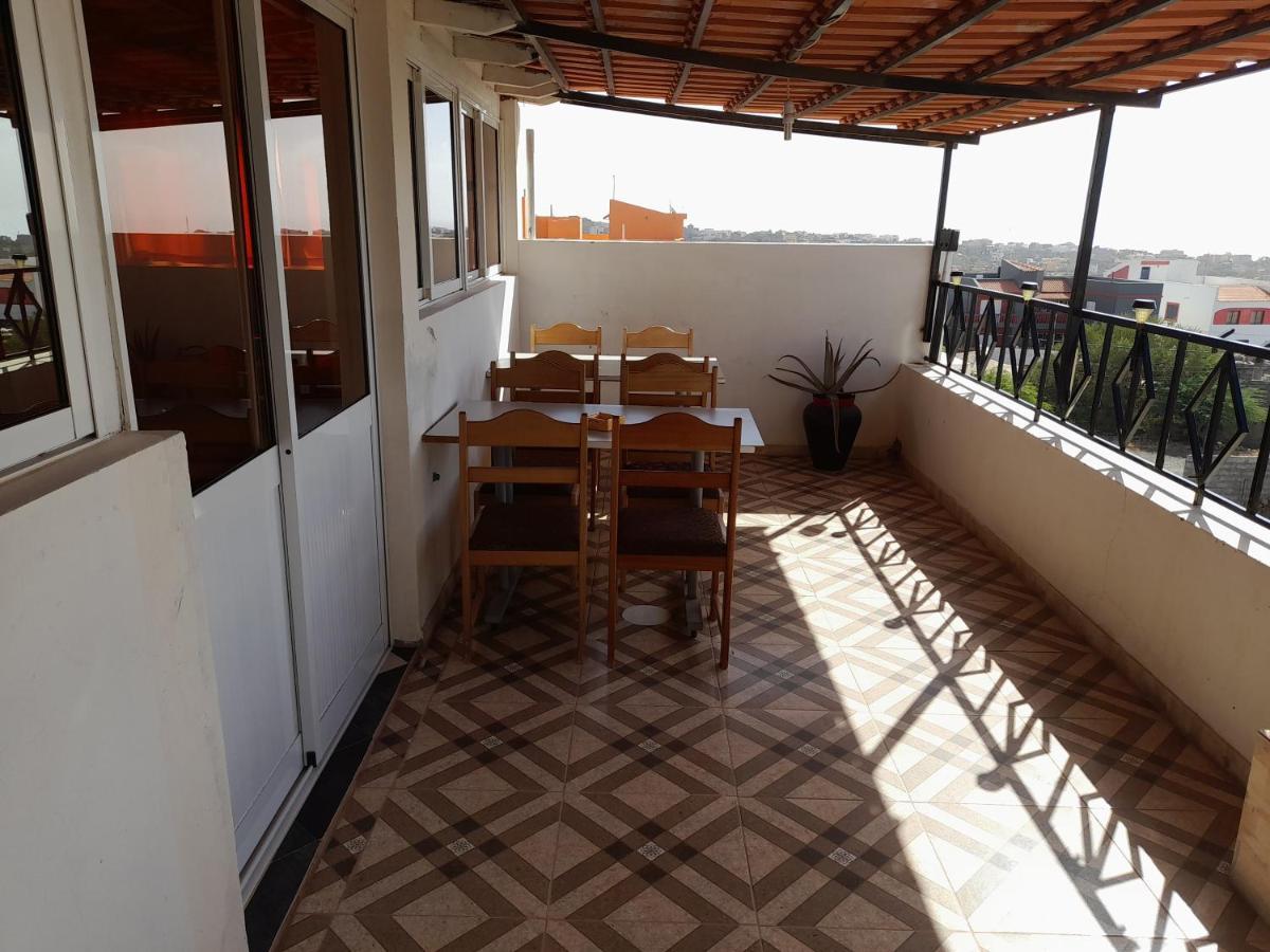 Bed and Breakfast Yria Residencial Porto Novo Exteriér fotografie