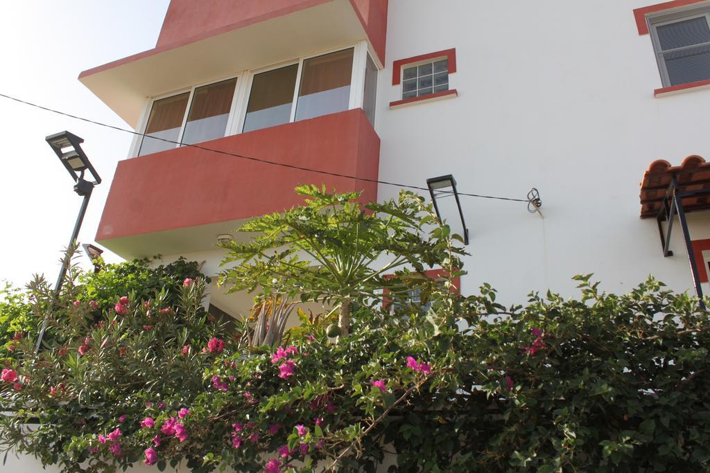 Bed and Breakfast Yria Residencial Porto Novo Exteriér fotografie